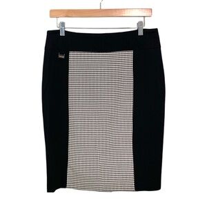 LISETTE L Black and White Houndstooth Pencil Skirt Size 10 Chic Flattering